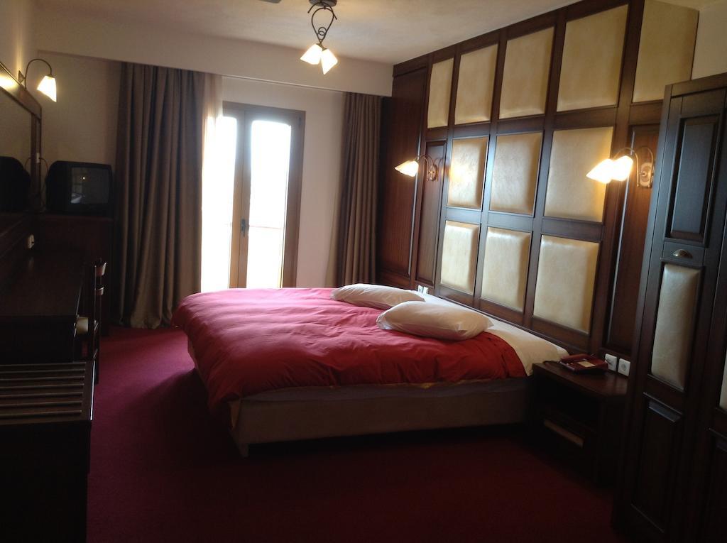 Hotel Orfeas Kalampáka Eksteriør bilde